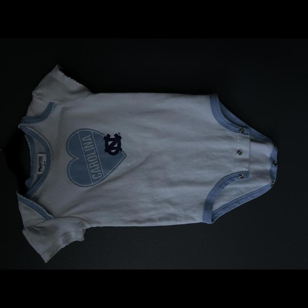 North Carolina Heart Baby Bodysuit size 6-9 months